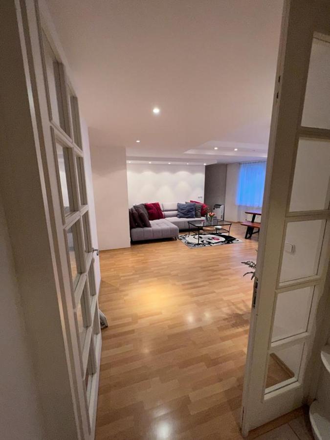 Iren Apartment Братислава Экстерьер фото