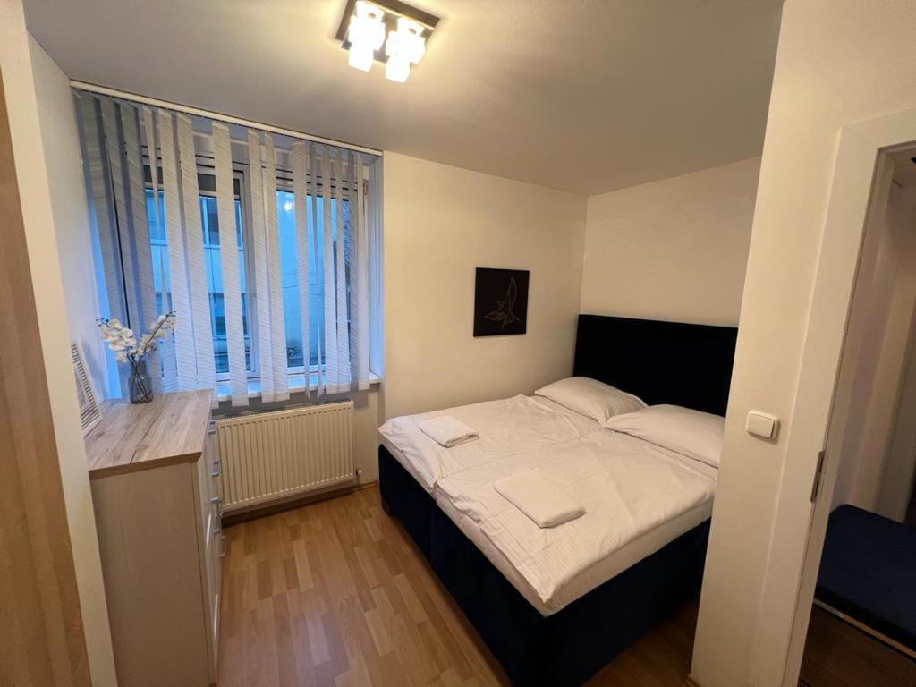 Iren Apartment Братислава Экстерьер фото