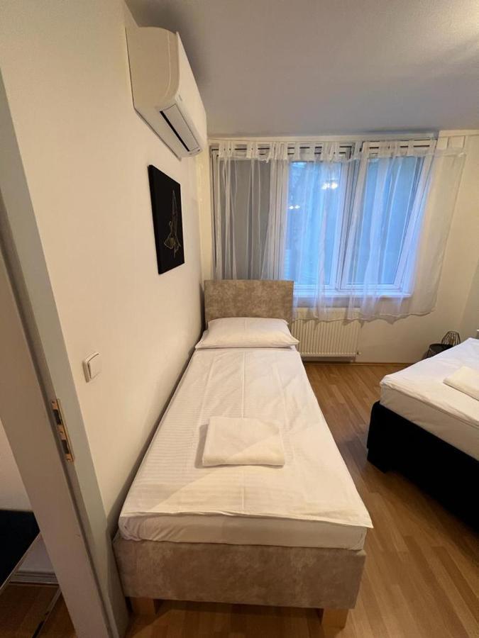 Iren Apartment Братислава Экстерьер фото